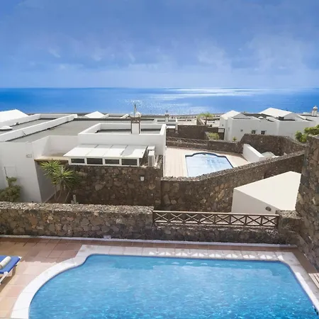 Villa Calima By *