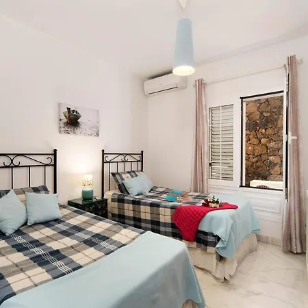 Villa Calima By Puerto del Carmen (Lanzarote)